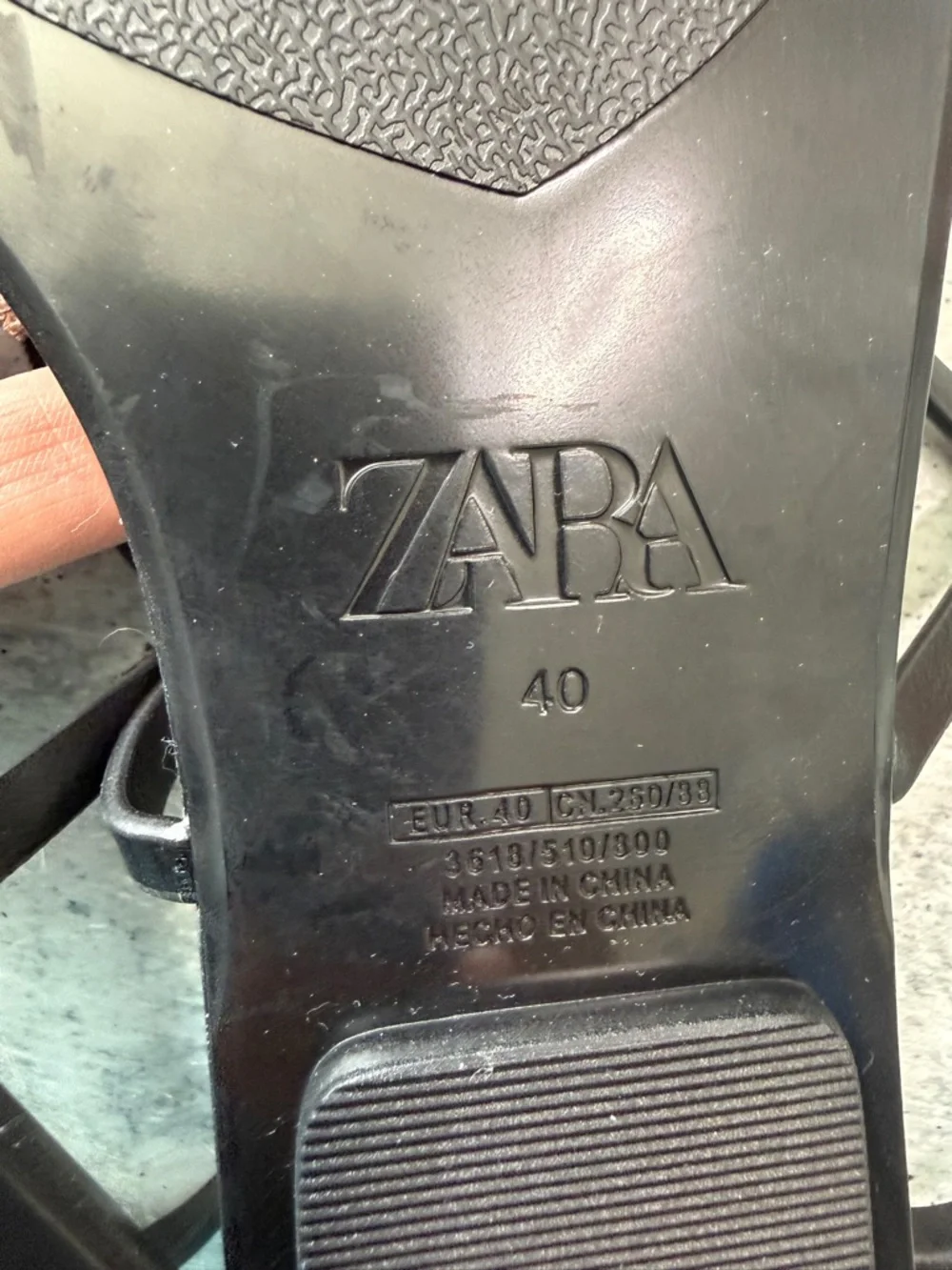 Zara Black Flat Strappy Jelly Sandal 40 - Picture 5 of 5